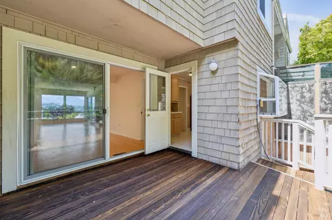 Exterior - 51 Marin Ave, Sausalito, CA 94965 photo 4 of 9