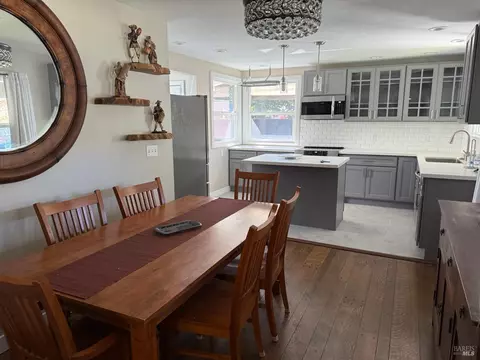 Dining - 1208 Amador St, Vallejo, CA 94590 photo 1 of 1