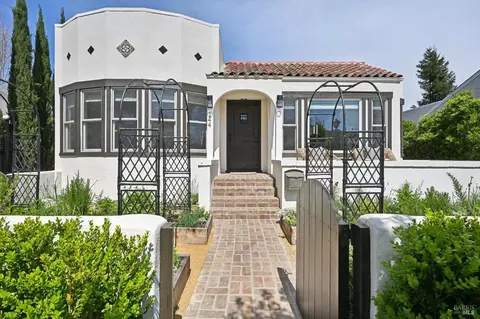 144 Morningside Dr, San Anselmo, CA 94960