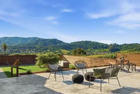 121 San Marino Dr, San Rafael, CA 94901