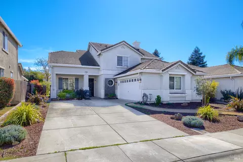 1620 Hickam Cir, Suisun City, CA 94585