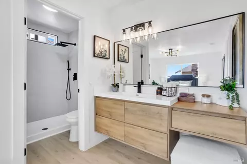 Bath - 938 Sandy Cove Dr, Rodeo, CA 94572 photo 2 of 3