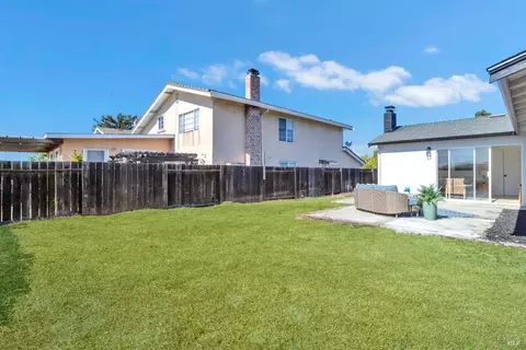 Exterior - 938 Sandy Cove Dr, Rodeo, CA 94572 photo 7 of 9
