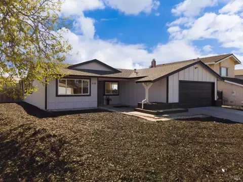 Exterior - 938 Sandy Cove Dr, Rodeo, CA 94572 photo 5 of 9