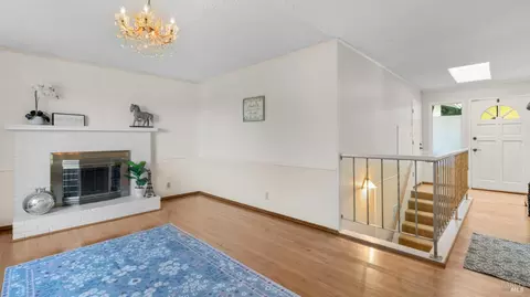 Living - 1104 Birch Dr, Petaluma, CA 94952 photo 4 of 8