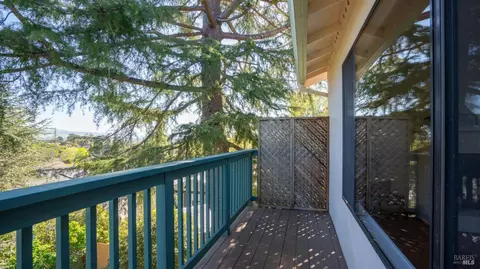 Exterior - 1104 Birch Dr, Petaluma, CA 94952 photo 6 of 26