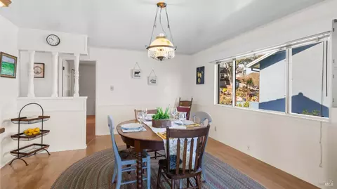 Dining - 1104 Birch Dr, Petaluma, CA 94952 photo 2 of 4