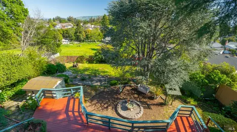 Exterior - 1104 Birch Dr, Petaluma, CA 94952 photo 22 of 26