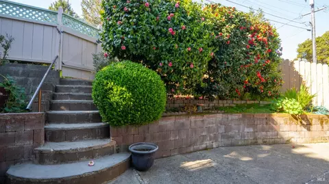 Exterior - 1104 Birch Dr, Petaluma, CA 94952 photo 18 of 26