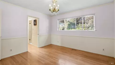 Bedroom - 1104 Birch Dr, Petaluma, CA 94952 photo 2 of 14
