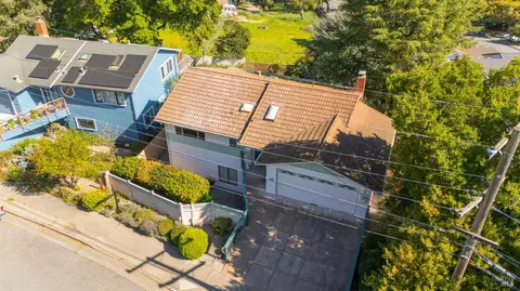 View/Area - 1104 Birch Dr, Petaluma, CA 94952 photo 1 of 9
