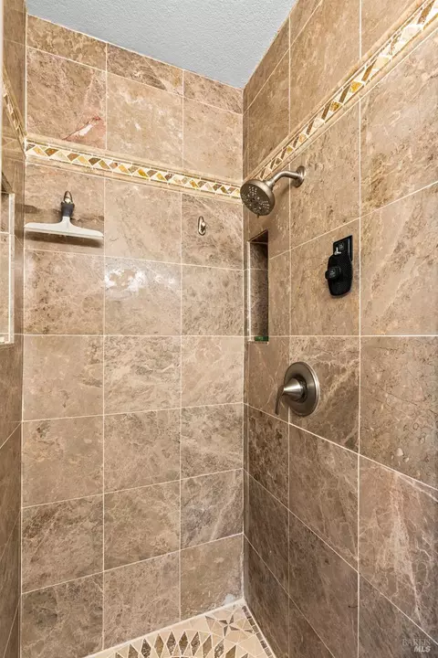 Bath - 12 Cold Springs Rd, Angwin, CA 94508 photo 2 of 4