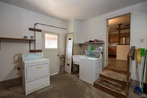 Other - 141 Hillview Dr, Cloverdale, CA 95425 photo 3 of 4