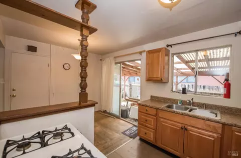 Kitchen - 141 Hillview Dr, Cloverdale, CA 95425 photo 2 of 3