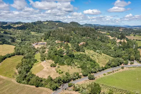1077 Westside Rd, Healdsburg, CA 95448 photo 3