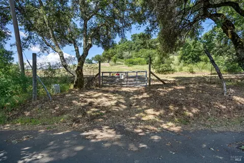 1077 Westside Rd, Healdsburg, CA 95448 photo 21