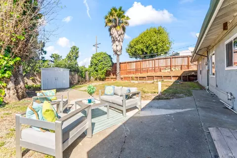 Exterior - 246 Jordan St, Vallejo, CA 94591 photo 3 of 3