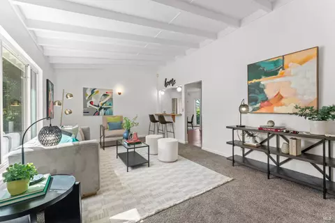 Living - 246 Jordan St, Vallejo, CA 94591 photo 2 of 2