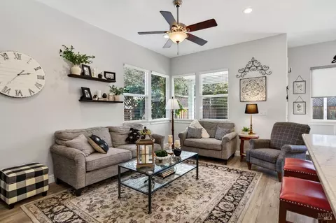 8484 Trione Cir, Windsor, CA 95492 photo 12