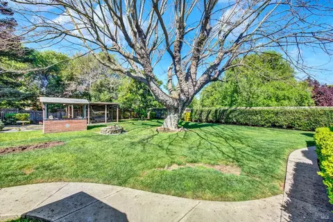 Exterior - 309 Hamilton Dr, Fairfield, CA 94533 photo 8 of 9