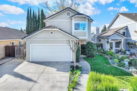 696 Poppy Cir, Vacaville, CA 95687