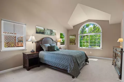 Bedroom - 2236 Silver Fox Cir, Fairfield, CA 94534 photo 5 of 7