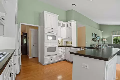 Kitchen - 2236 Silver Fox Cir, Fairfield, CA 94534 photo 2 of 3