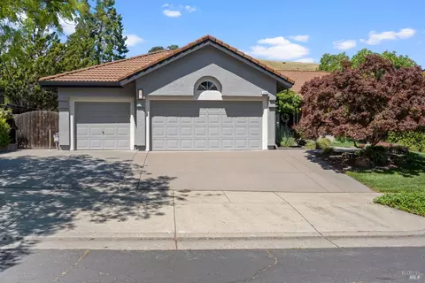 2236 Silver Fox Cir, Fairfield, CA 94534