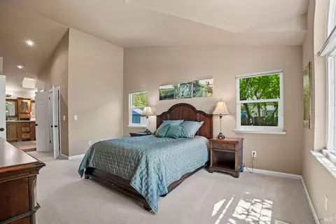 Bedroom - 2236 Silver Fox Cir, Fairfield, CA 94534 photo 6 of 7
