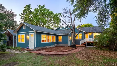 1160 Carr Ave, Santa Rosa, CA 95404