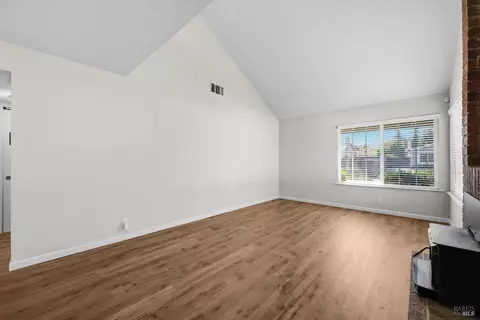 Living - 130 Longview Dr, Vacaville, CA 95687 photo 3 of 13