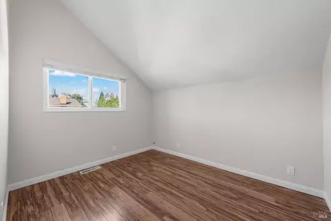 Bedroom - 130 Longview Dr, Vacaville, CA 95687 photo 6 of 12