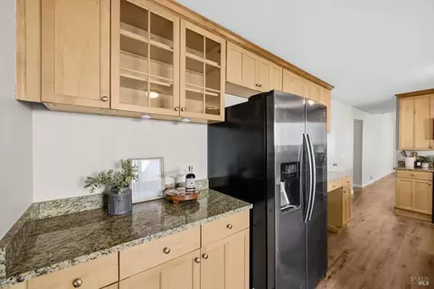 Kitchen - 130 Longview Dr, Vacaville, CA 95687 photo 10 of 10