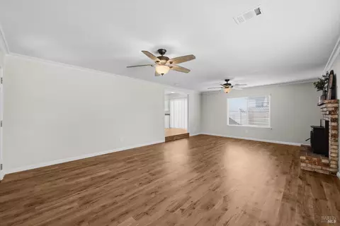 Living - 130 Longview Dr, Vacaville, CA 95687 photo 7 of 13