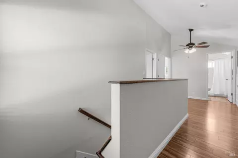 Entry Way - 130 Longview Dr, Vacaville, CA 95687 photo 2 of 3