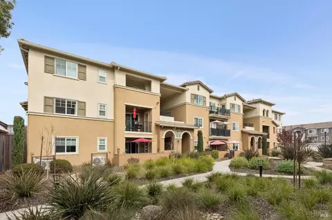 1414 Mauro Pietro Dr #301, Petaluma, CA 94954