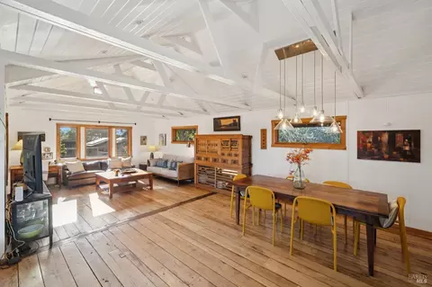 180 Maple Rd, Bolinas, CA 94924