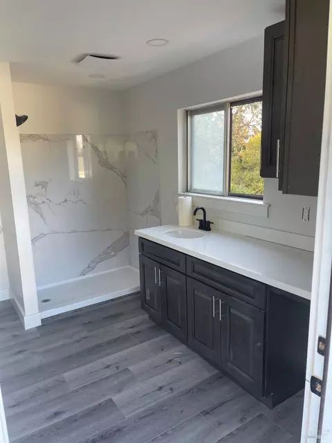 Bath - 4416 Solano Rd, Fairfield, CA 94533 photo 3 of 11