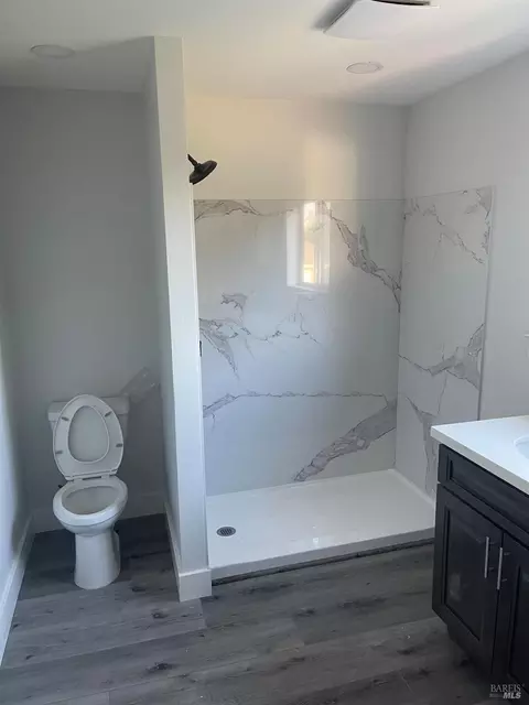 Bath - 4416 Solano Rd, Fairfield, CA 94533 photo 1 of 11