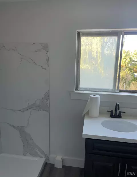 Bath - 4416 Solano Rd, Fairfield, CA 94533 photo 9 of 11