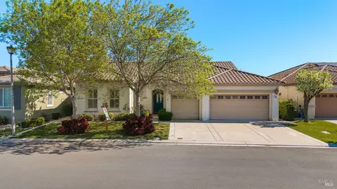 210 Magnolia Dr, Rio Vista, CA 94571