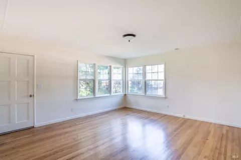 Living - 490 Cornish Ln, Angwin, CA 94508 photo 7 of 9