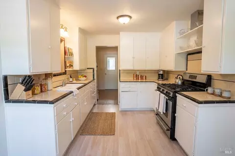 Kitchen - 490 Cornish Ln, Angwin, CA 94508 photo 2 of 2