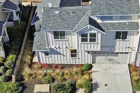 6420 Paysar Ln, Gilroy, CA 95020