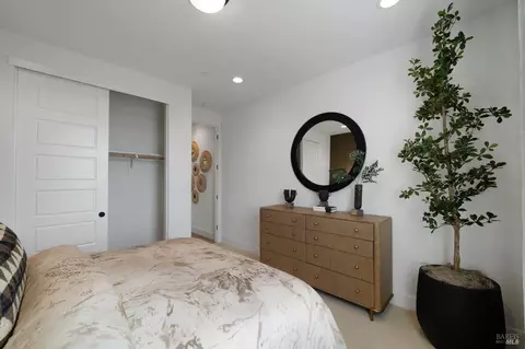 Bedroom - 516 Eagle Cir, Oakley, CA 94561 photo 2 of 16