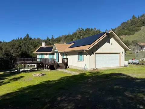 46960 Fox Rock Rd, Laytonville, CA 95454