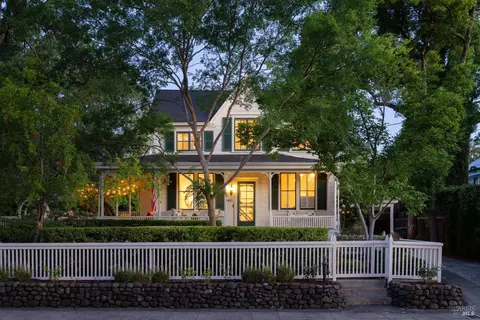 1410 Adams St, Saint Helena, CA 94574