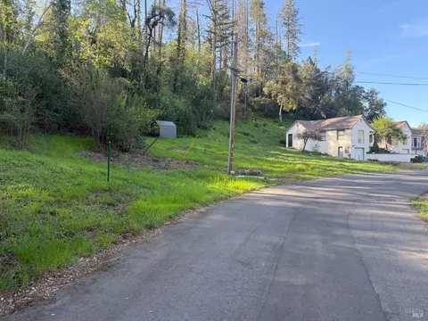 389 Circle Dr, Angwin, CA 94508 photo 5