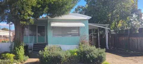 660 Leslie St #8, Ukiah, CA 95482