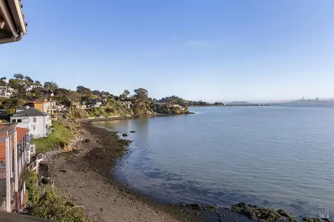View/Area - 531 Cliffside Ct, Point Richmond, CA 94801 photo 7 of 16